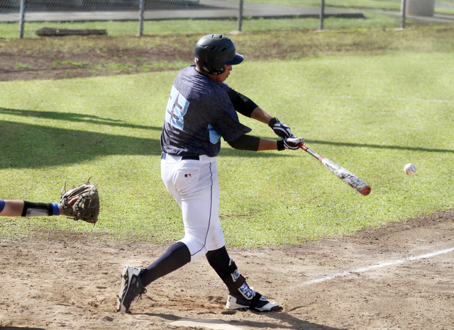 1685971_web1_Waiakea_vs_Hilo_Baseball_9.jpg