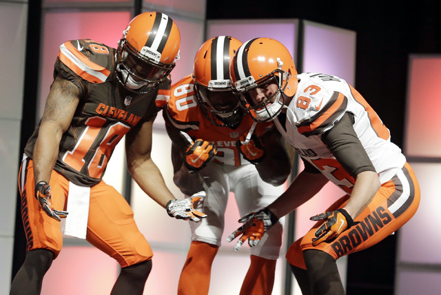 Cleveland Browns' new uniforms are finally unveiled 