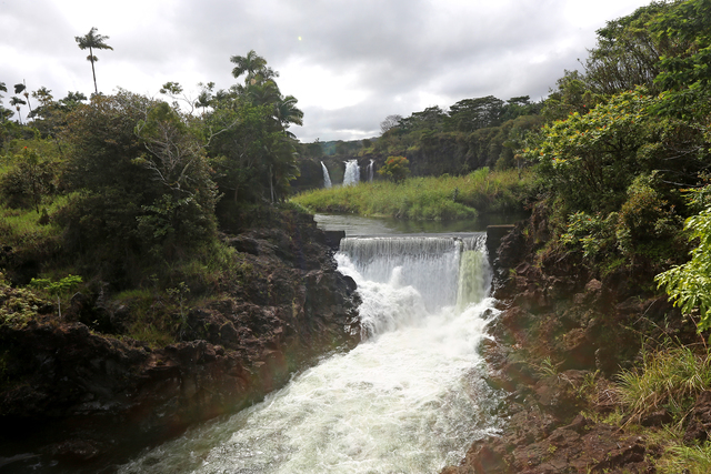 1747409_web1_Weather_Art_Piihonua_Waterfall.jpg