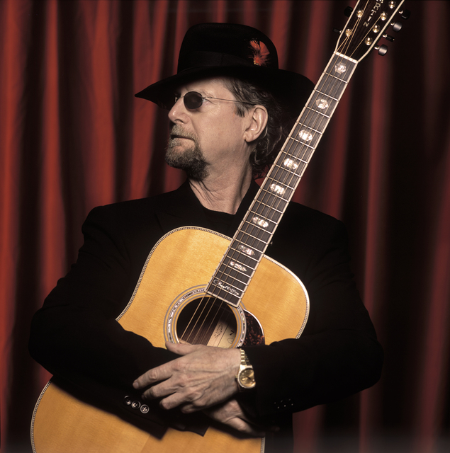 1962950_web1_001_ROGER-McGUINN-jpg.jpg