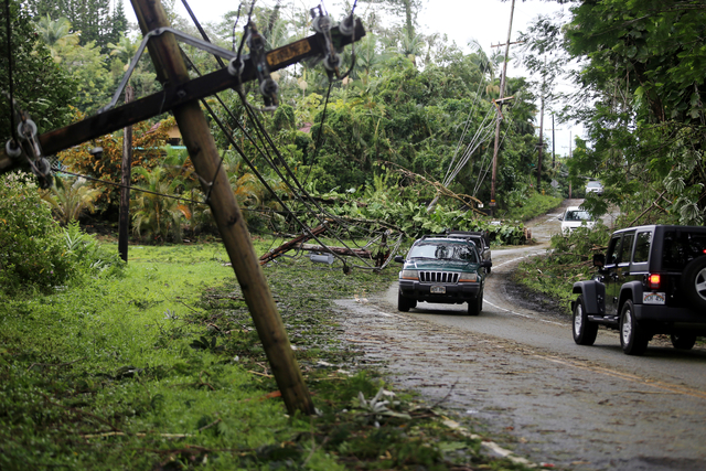 2012834_web1_Hurricane_Iselle_Aftermath_026.jpg