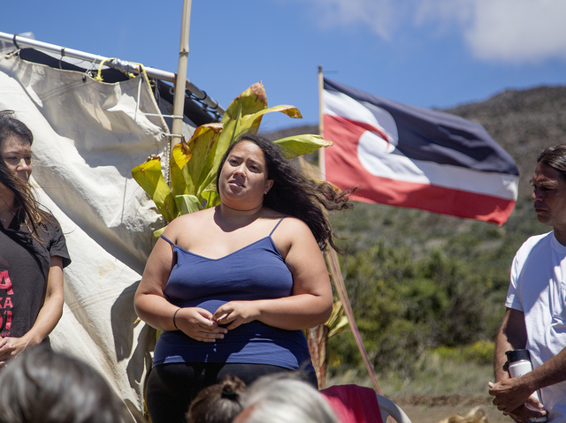 2162059_web1_Mauna_Kea_Protesters_and_OHA_2.jpg