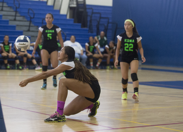 2408480_web1_Kamehameha_vs_Konawaena_Girls_Volleyball_9.jpg