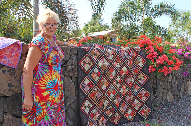 2467674_web1_Rockwall-quilt-with-Viv.jpg