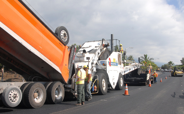 2606190_web1_Kaiminani-Road-Work_0021.jpg