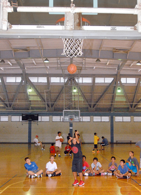 2775722_web1_Freethrow_0010.jpg