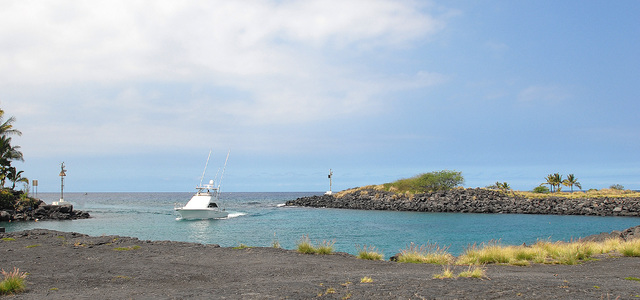 2858741_web1_Honokohau-Harbor.jpg