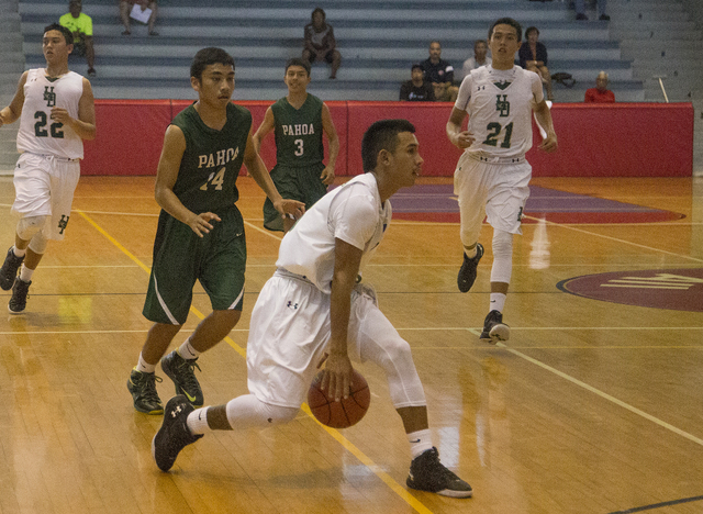 2959250_web1_Honokaa_vs_Pahoa_Boys_Basketball_3.jpg