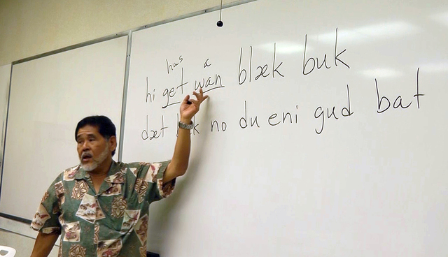 english to pidgin hawaiian translation