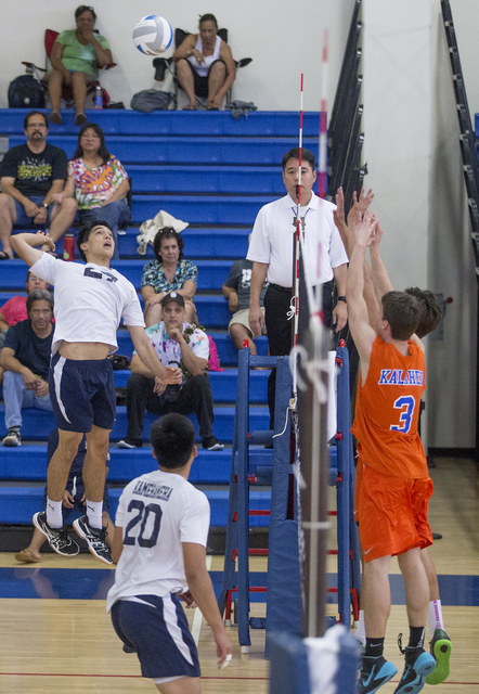 3051948_web1_Kamehameha_vs_Kalaheo_Boys_Volleyball_18.jpg