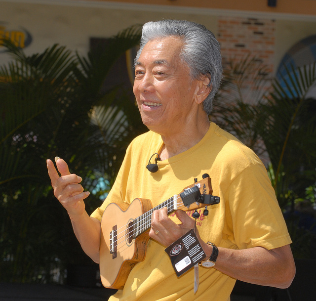 3083816_web1_Ukulele-Festival_0010.jpg