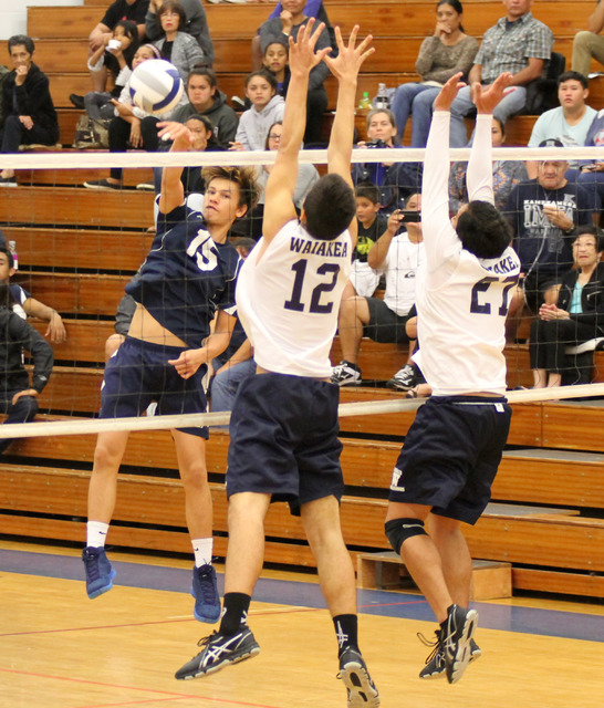 3127421_web1_kam-vs-waiakea-v-ball04.jpg