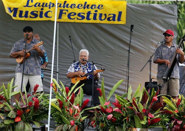 3134443_web1_Laupahoehoe_Music_Festival_5.jpg