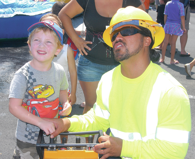 4031298_web1_Touch-a-Truck_0007.jpg