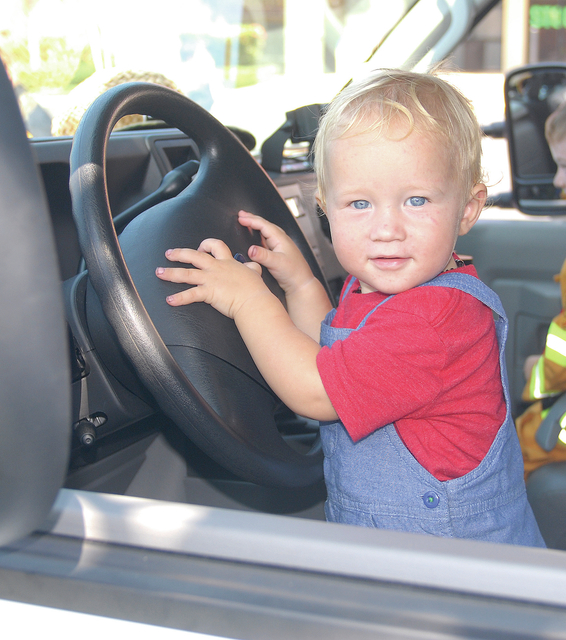 4031298_web1_Touch-a-Truck_0010.jpg