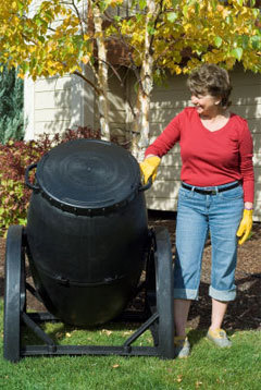 4391251_web1_2-compost-tumbler--urban-composting.com-1-copy.jpg