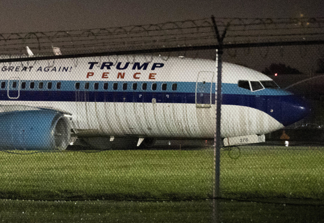 4403113_web1_Campaign_2016_Pence_Plane__bjensenwesthawaiitoday.com_2.jpg