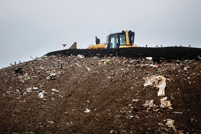 5472970_web1_Landfill_1.jpg