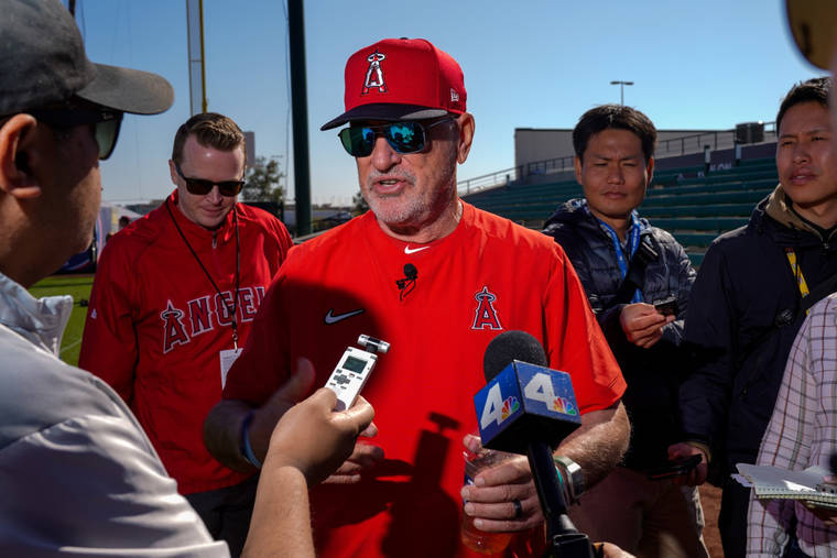 Angels hire Joe Maddon as their new manager - Los Angeles Times