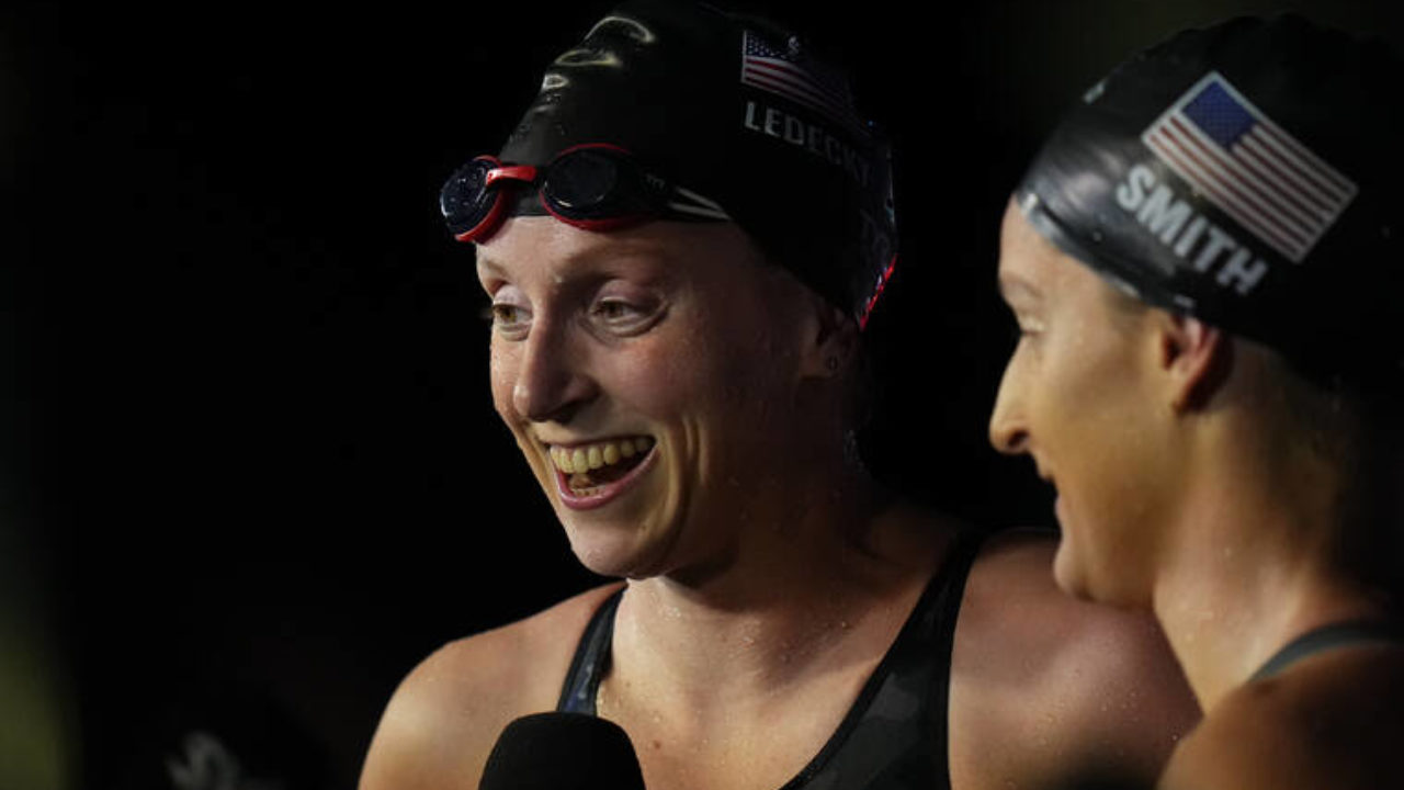 Ledecky reclaims 400 title at swimming worlds, eyeing more - West Hawaii  Today