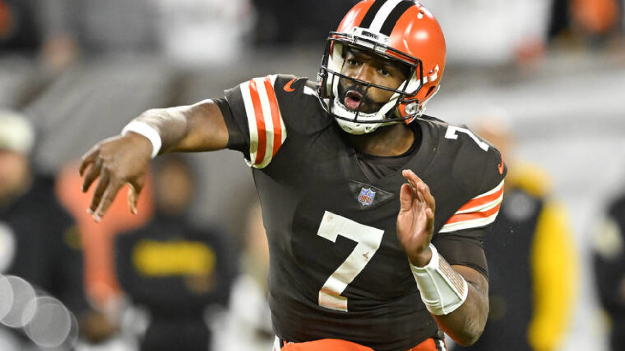 Brissett, Browns rebound from collapse, beat Steelers 29-17 - West Hawaii  Today