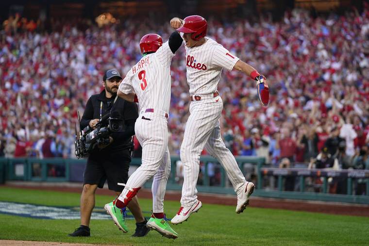 Marsh Madness! Phillies beat Braves 8-3 in Game 4, into NLCS - The
