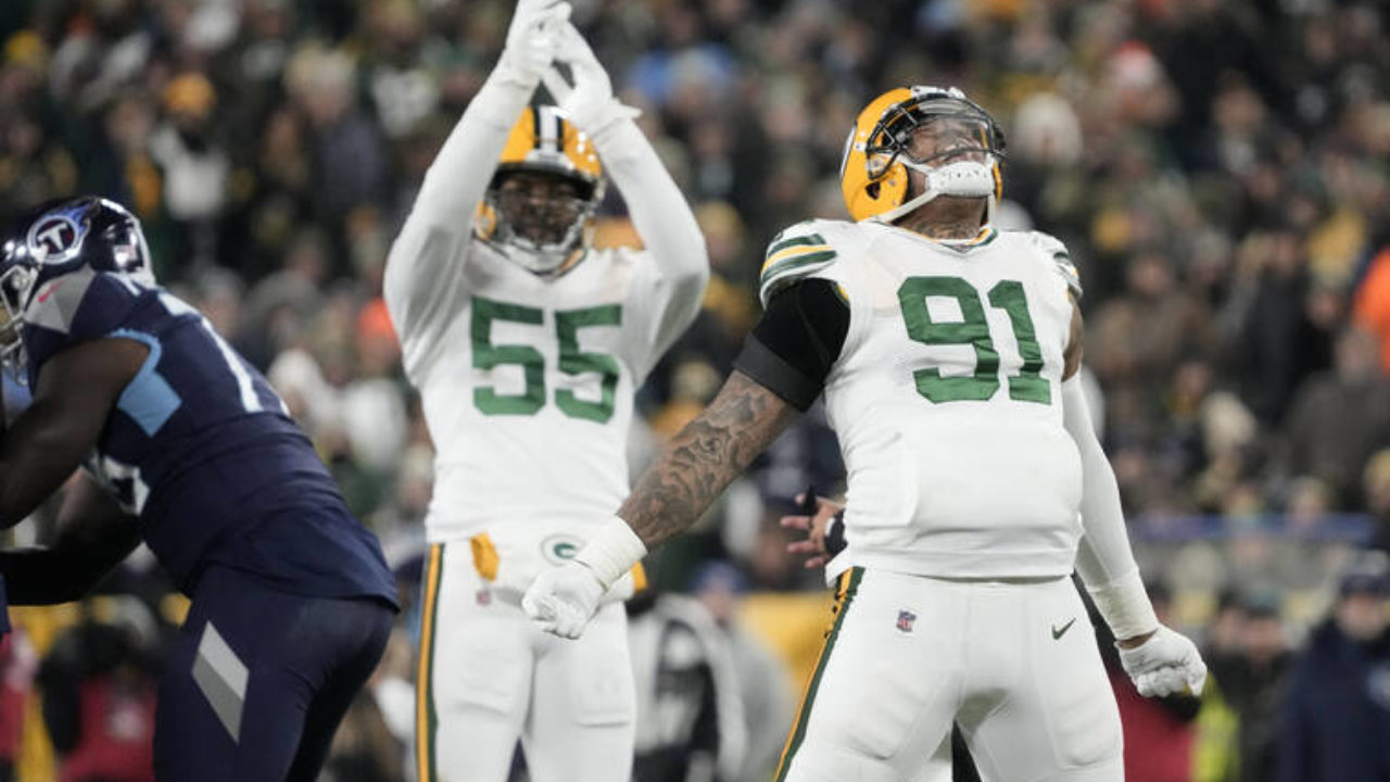 Packers fall to Titans, 27-17