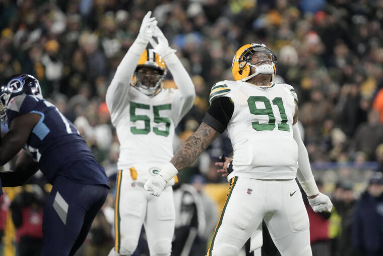 Packers fall to Titans, 27-17