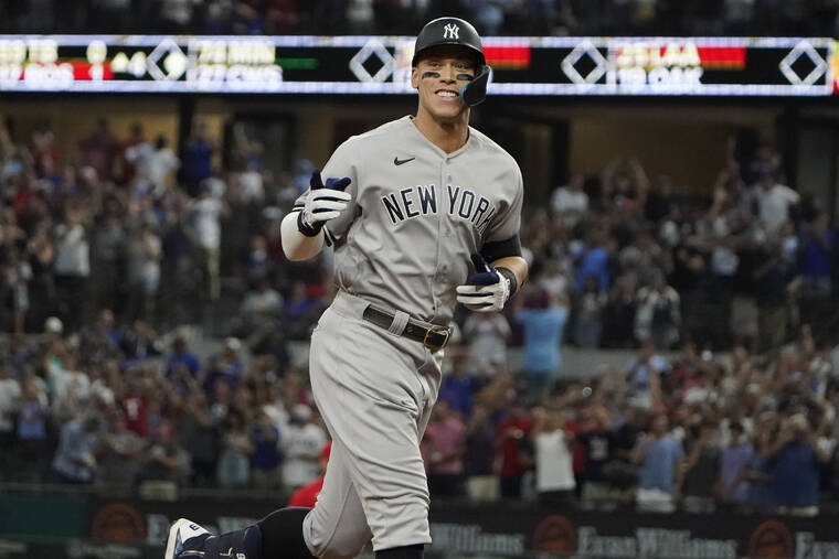 Stanton joins Judge as Yankees' Towers of Power