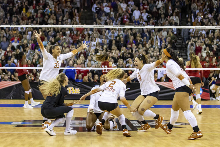 Eggleston MVP, Texas sweeps Louisville for volleyball title West