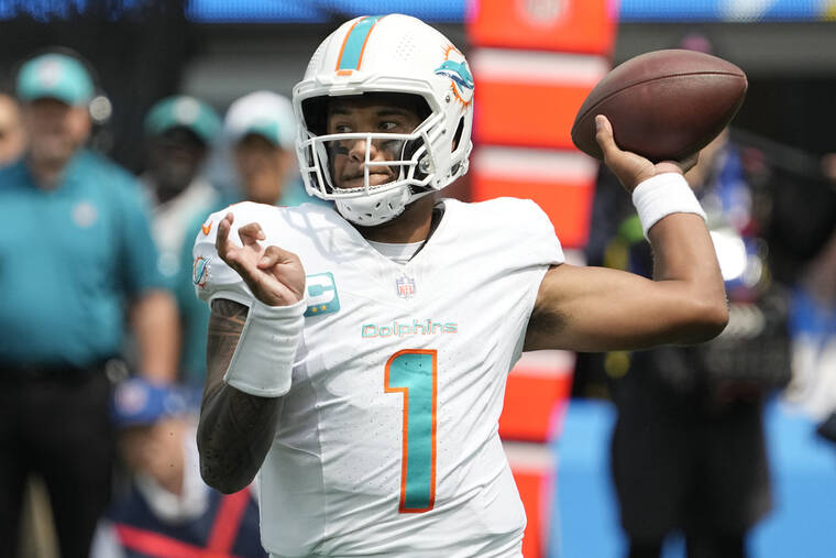 Unbeaten in 4 starts vs. Patriots, Dolphins' Tagovailoa brings NFL's top  offense into latest matchup - West Hawaii Today