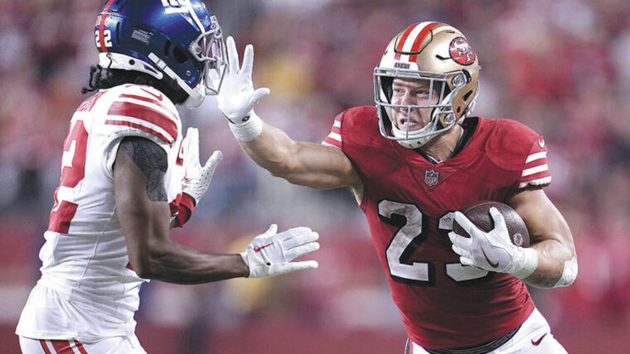 Christian McCaffrey and the 49ers win 13th straight in the regular season,  beat the Giants 30-12 - West Hawaii Today