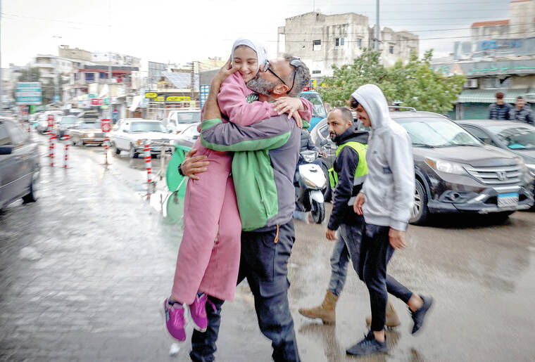 Thousands stream homeward as fragile peace begins in Lebanon